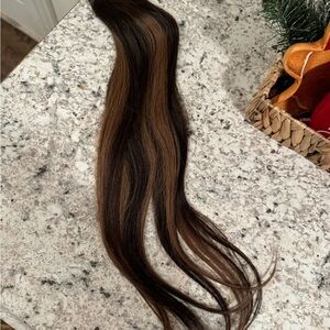 BELLAMI Mochachino Choc/Dark Honey Rooted Clip in 20 inch extensions. Brand new